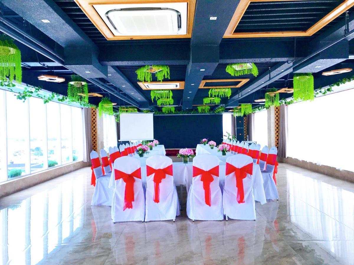 Holiday One Can Tho Hotel Bagian luar foto