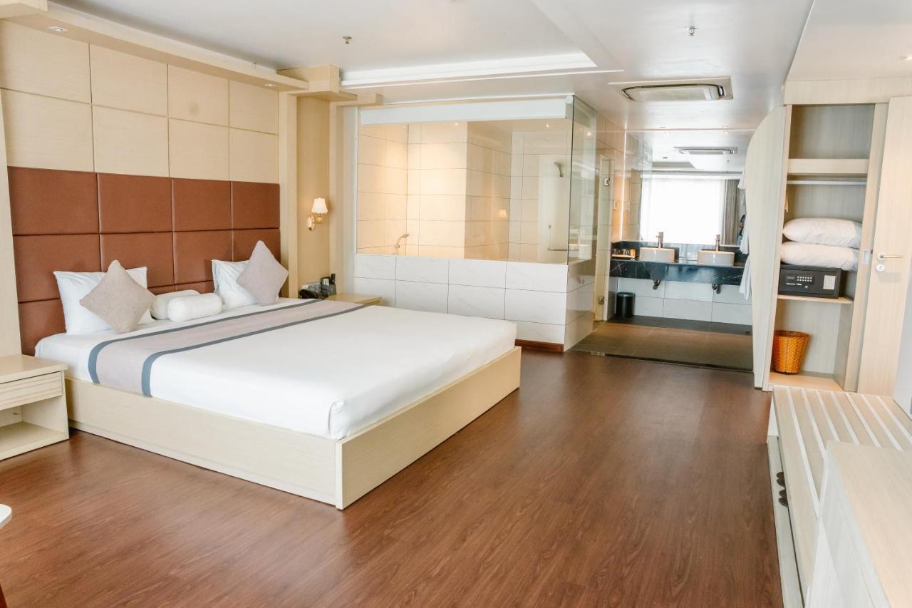 Holiday One Can Tho Hotel Bagian luar foto