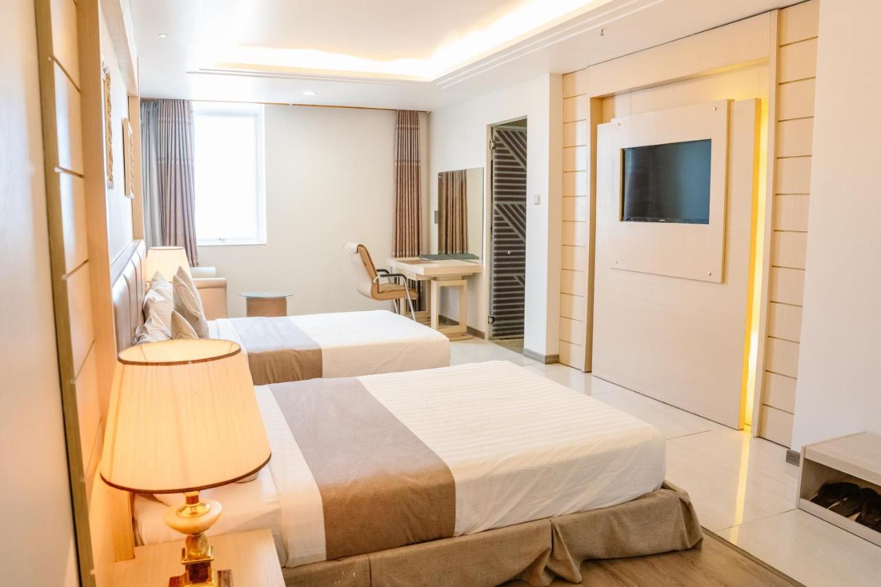 Holiday One Can Tho Hotel Bagian luar foto