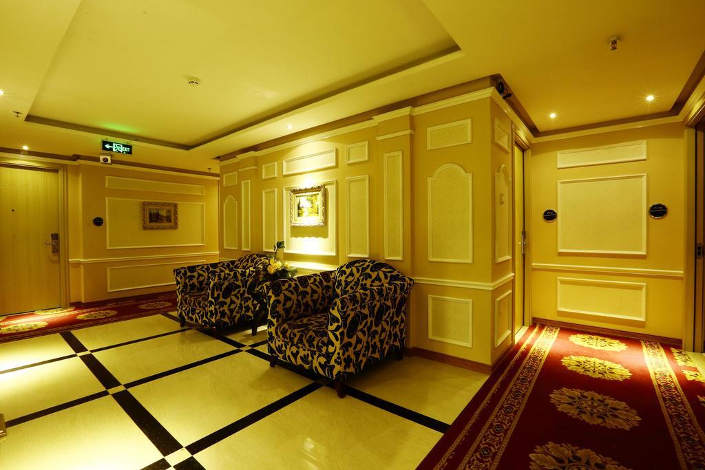 Holiday One Can Tho Hotel Bagian luar foto