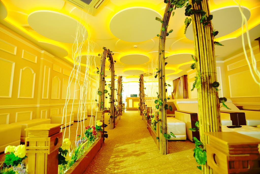 Holiday One Can Tho Hotel Bagian luar foto