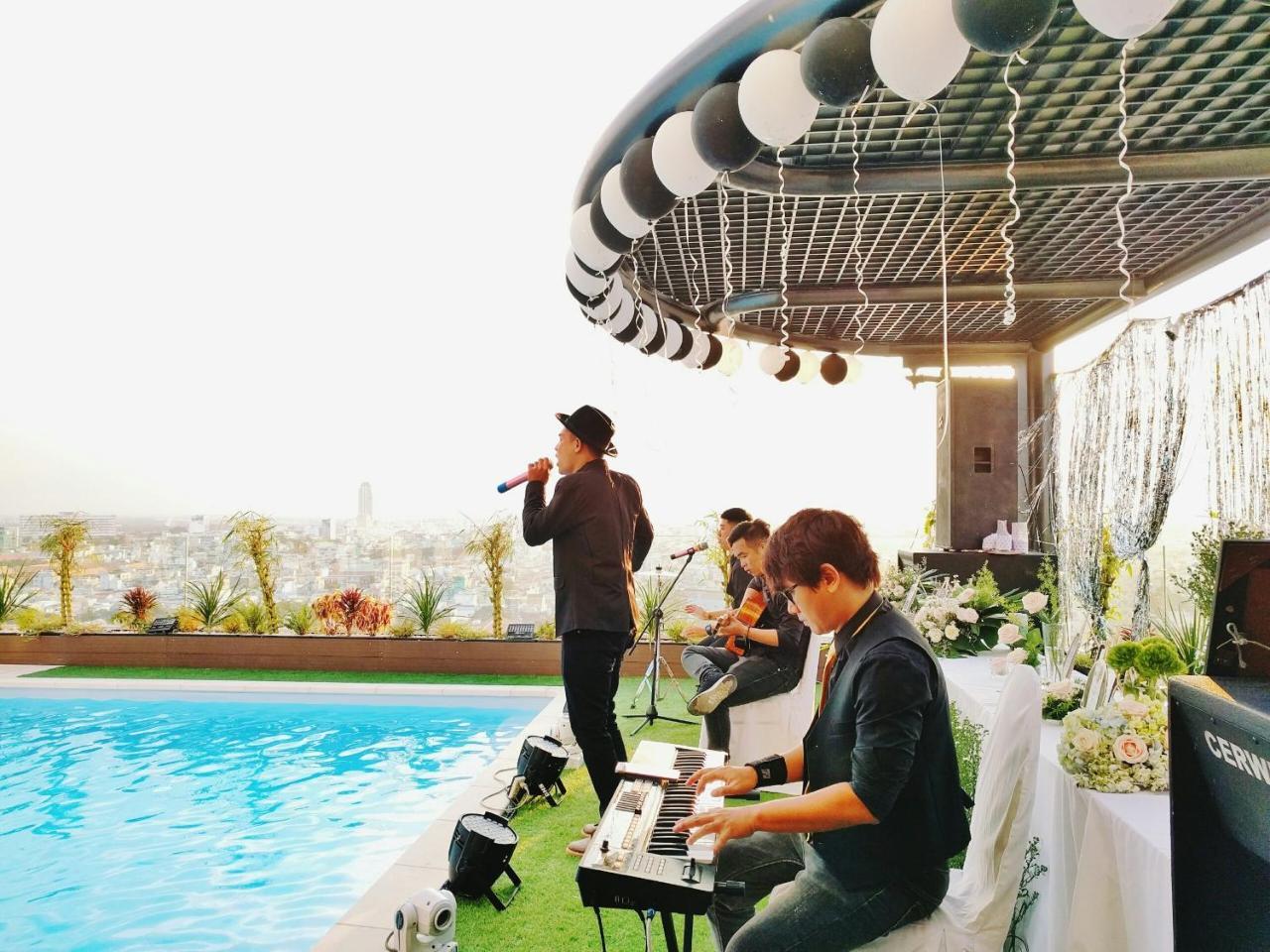 Holiday One Can Tho Hotel Bagian luar foto